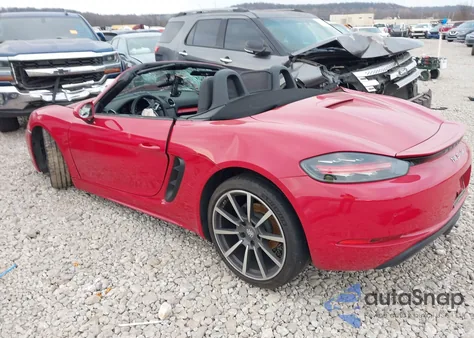 2019 Porsche 718 Boxster z USA, uszkodzony, nr VIN WP0CA2A82KS210388